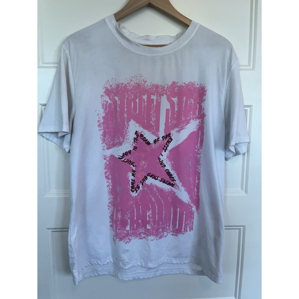 ROMWE Men White Graphic T-Shirt Size Y2K Grunge Punk Star Streetwear Tee